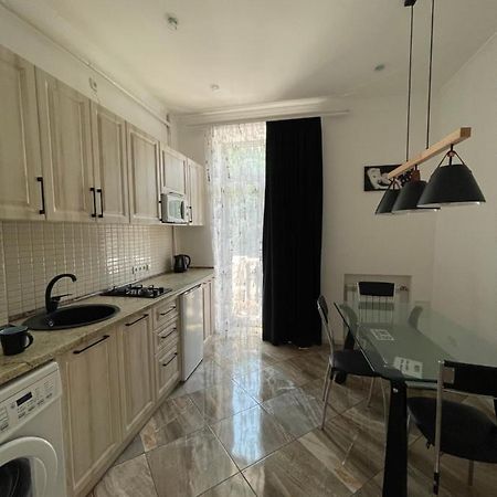 Vip Apartment Karl Marks Avenue Krivoi Rog Exterior foto