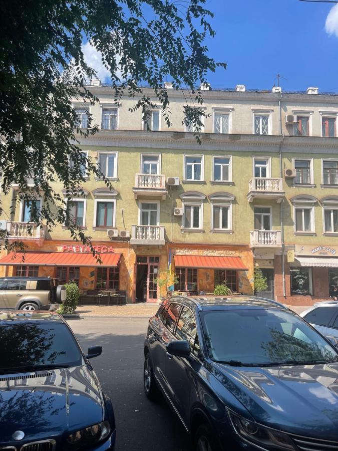 Vip Apartment Karl Marks Avenue Krivoi Rog Exterior foto